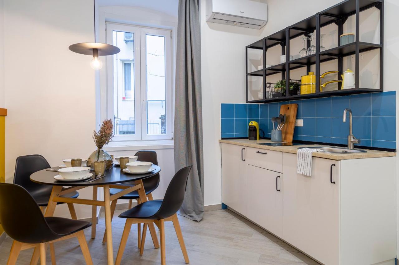 Stylish Apartment With An Arty Touch Fast Wifi Trieste Bagian luar foto