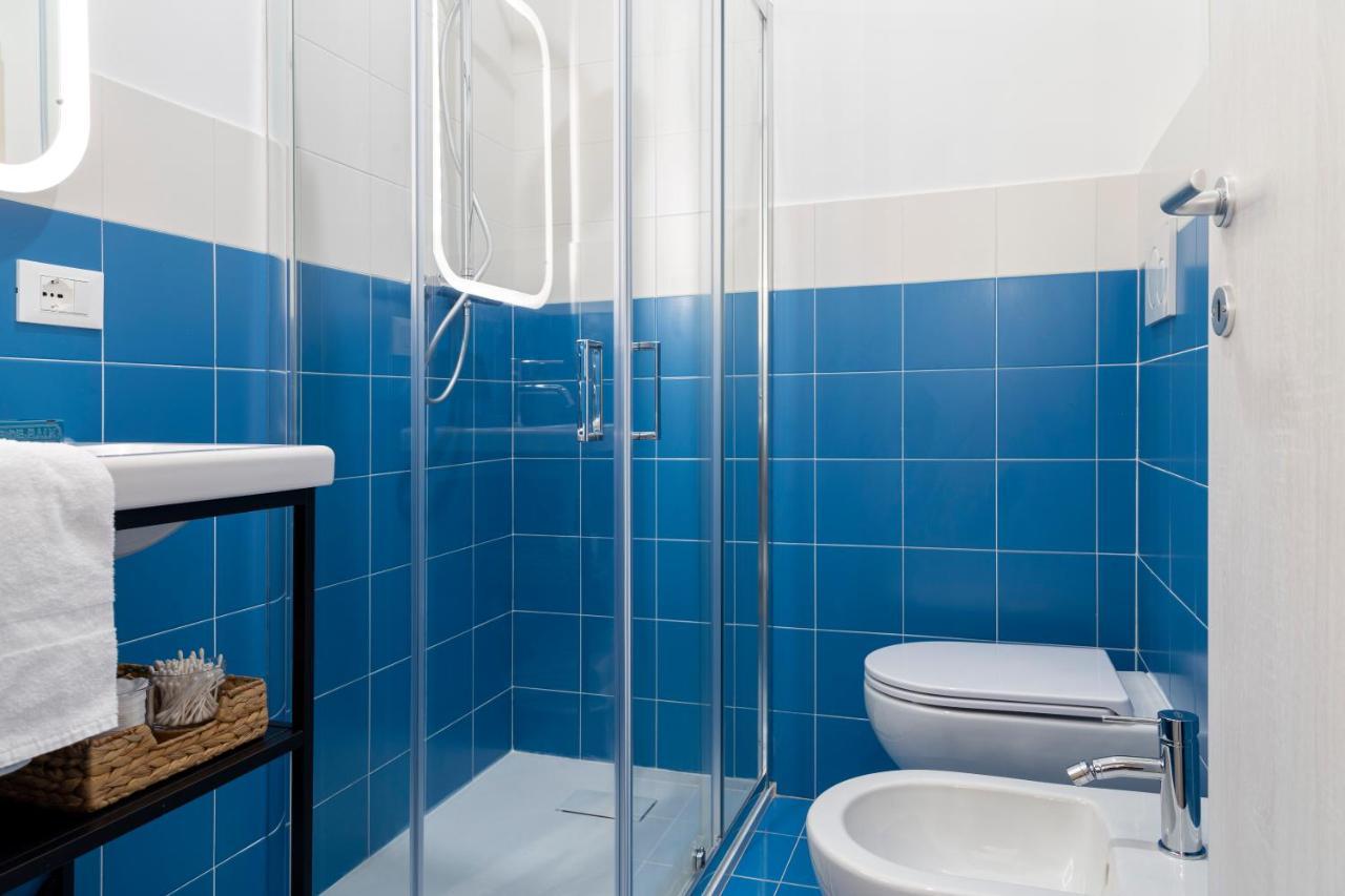 Stylish Apartment With An Arty Touch Fast Wifi Trieste Bagian luar foto