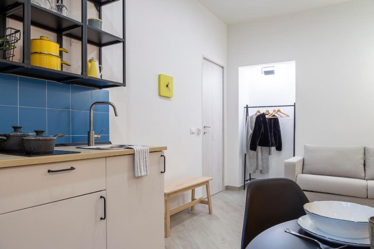 Stylish Apartment With An Arty Touch Fast Wifi Trieste Bagian luar foto
